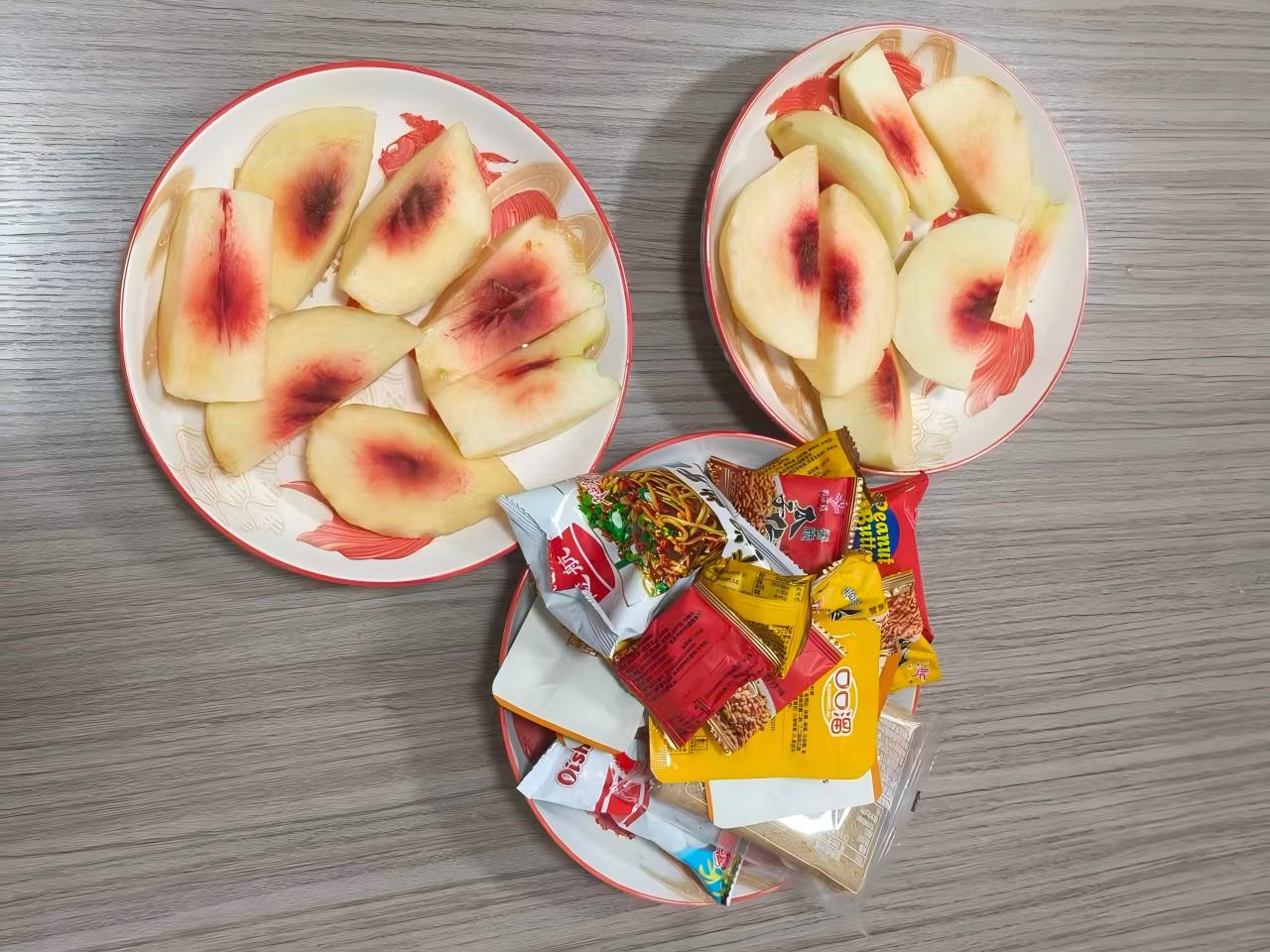چای ویژه بعد از ظهر کارمند جدید