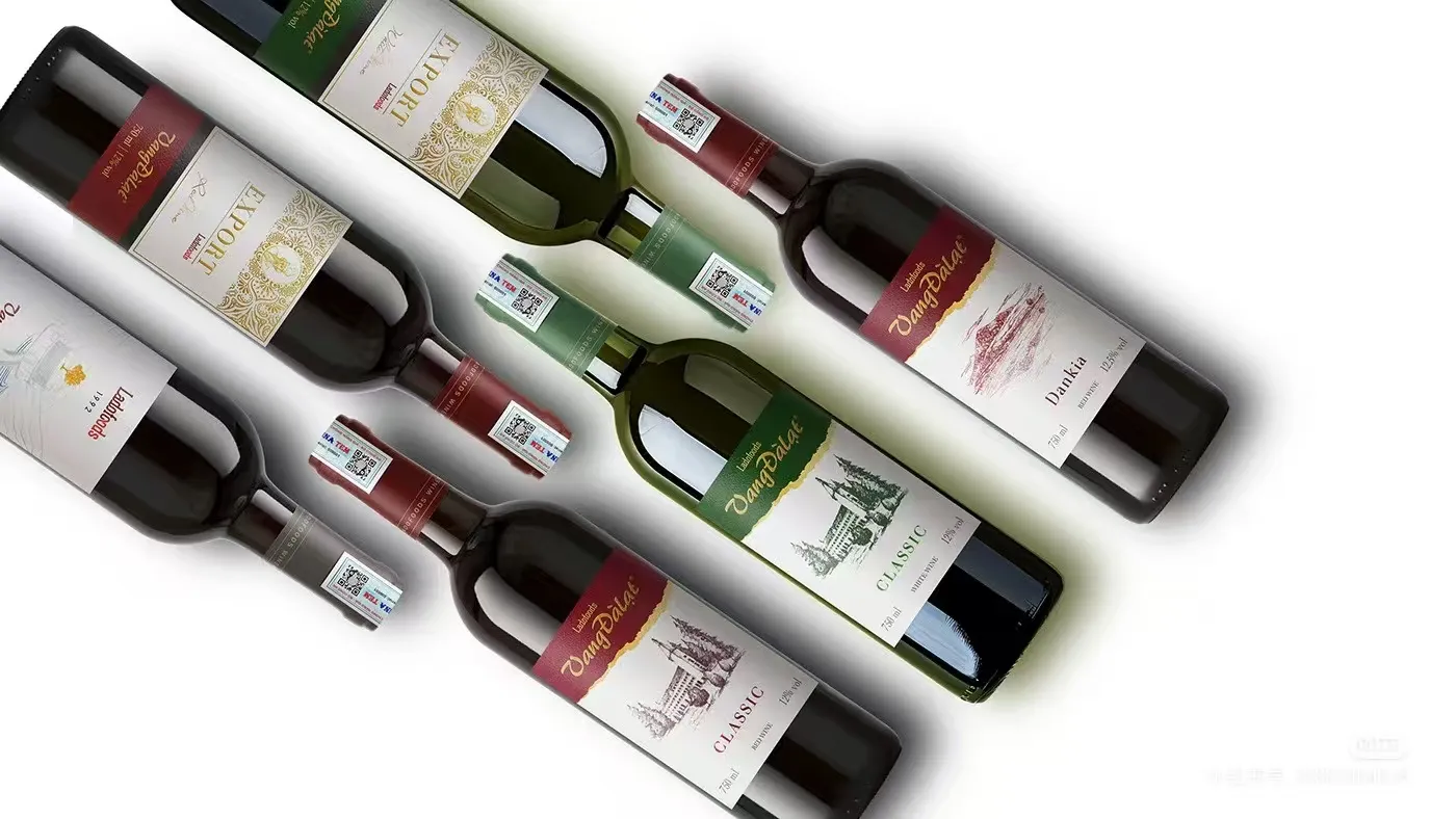 چه تکنیک هایی معمولا برای برچسب شراب استفاده می شود؟