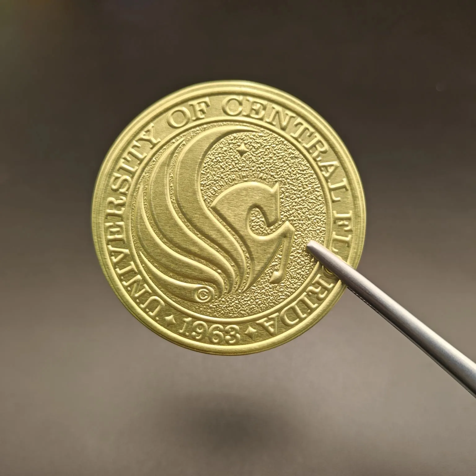 چگونه یک برچسب شراب می تواند بطری شما را نادیده بگیرد؟