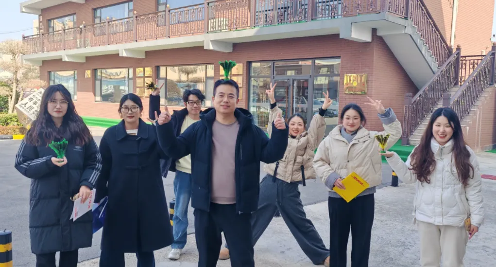 استراحت کوتاه ناهار با سرگرمی شاتلکوک به دفتر انرژی می بخشد