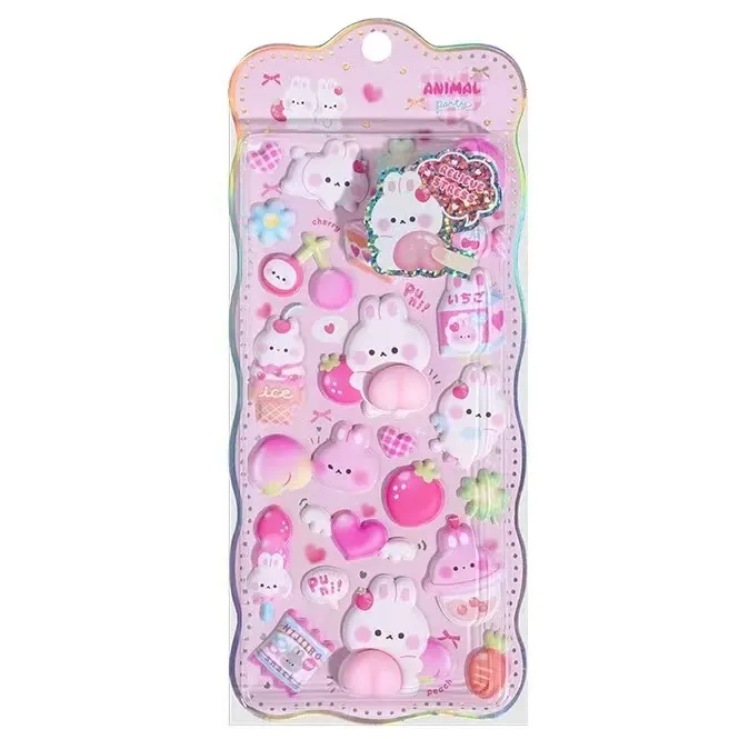 استیکرهای سه بعدی لب به لب